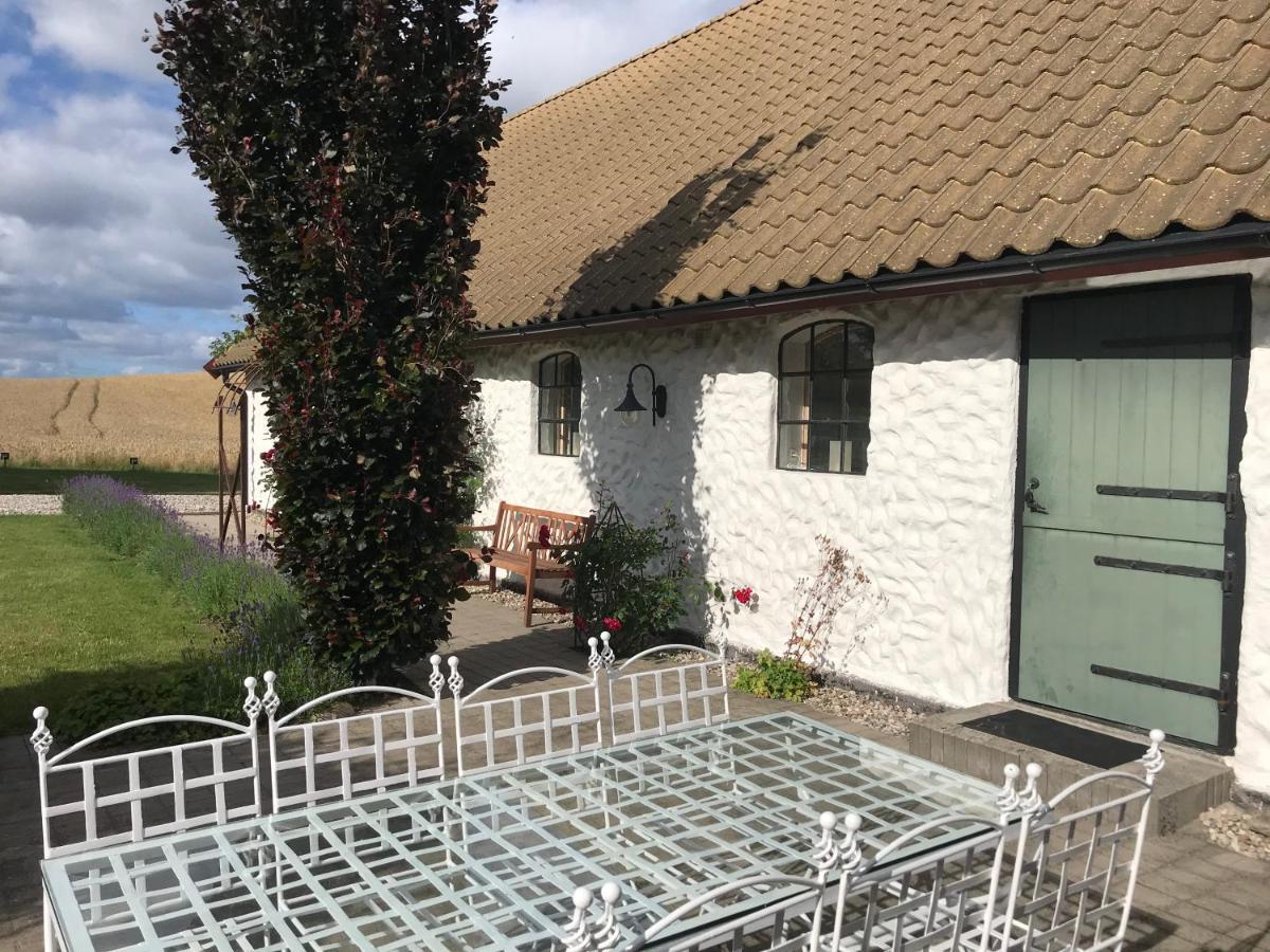 Stallet Pa Skarby イースタッド エクステリア 写真