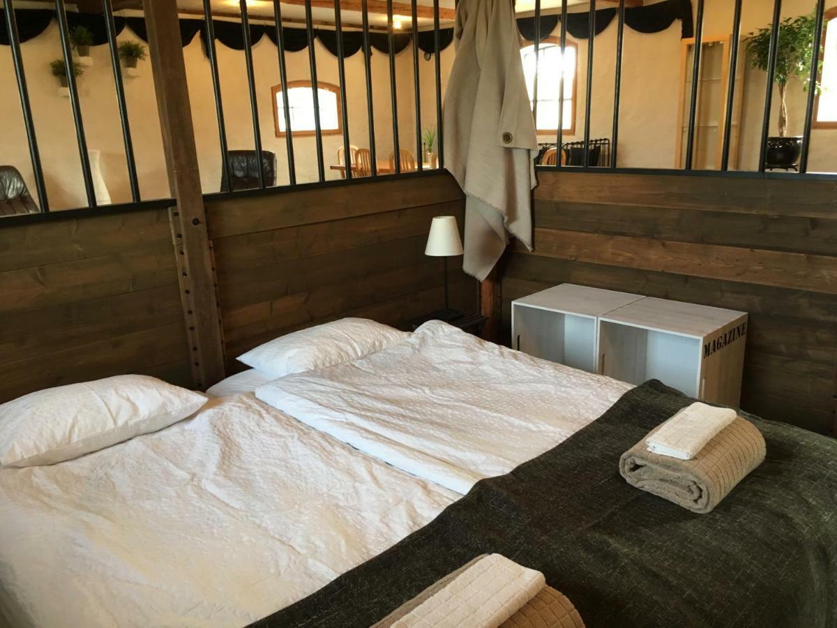 Stallet Pa Skarby イースタッド エクステリア 写真